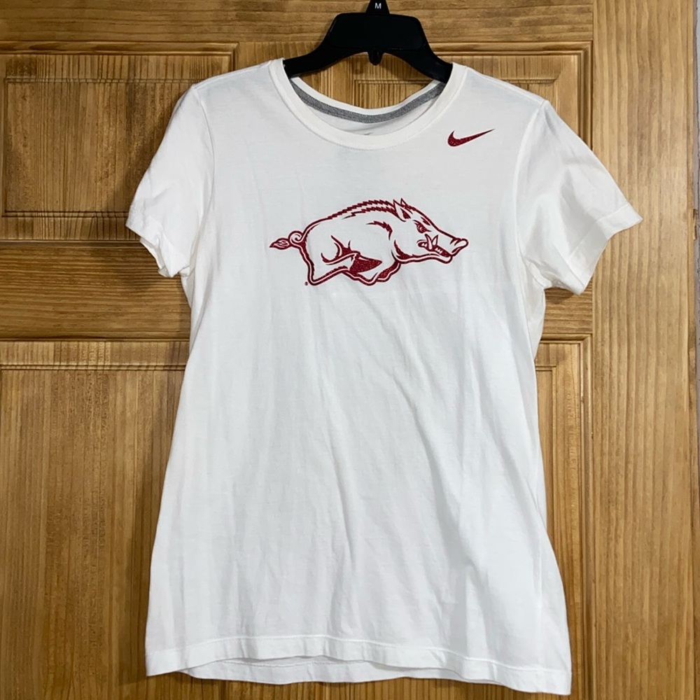 Slim fit. Color: white   Size: Large   Brand: Nike